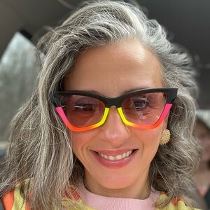 Meet your Posher, Argjira